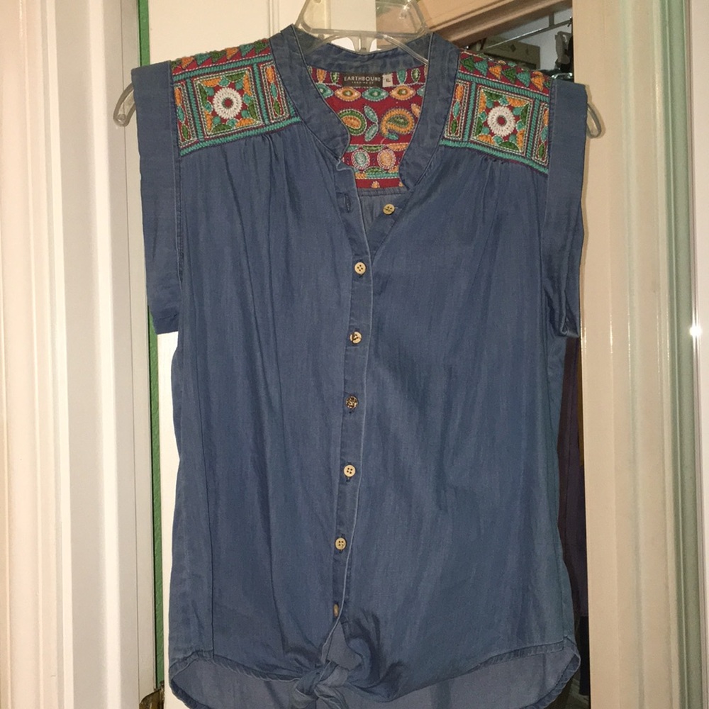 Chambray boho embroidered top